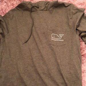 Vineyard vines NWOT men XS hooded long sleeve top